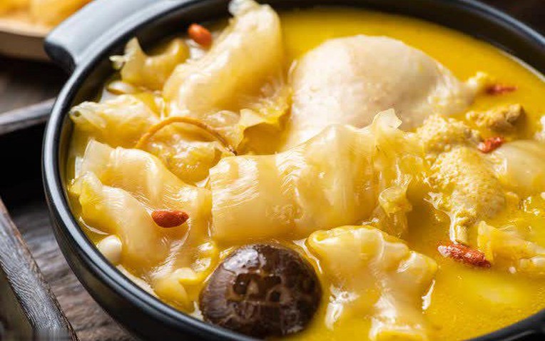 Ăn thịt gà, nhiều người mắc 8 sai lầm gây bệnh nặng- Ảnh 1.