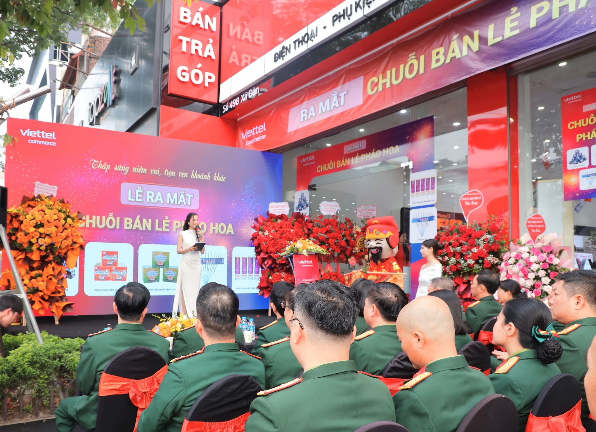 Hệ thống bán lẻ Viettel khai trương chuỗi kinh doanh pháo hoa dân dụng- Ảnh 2.