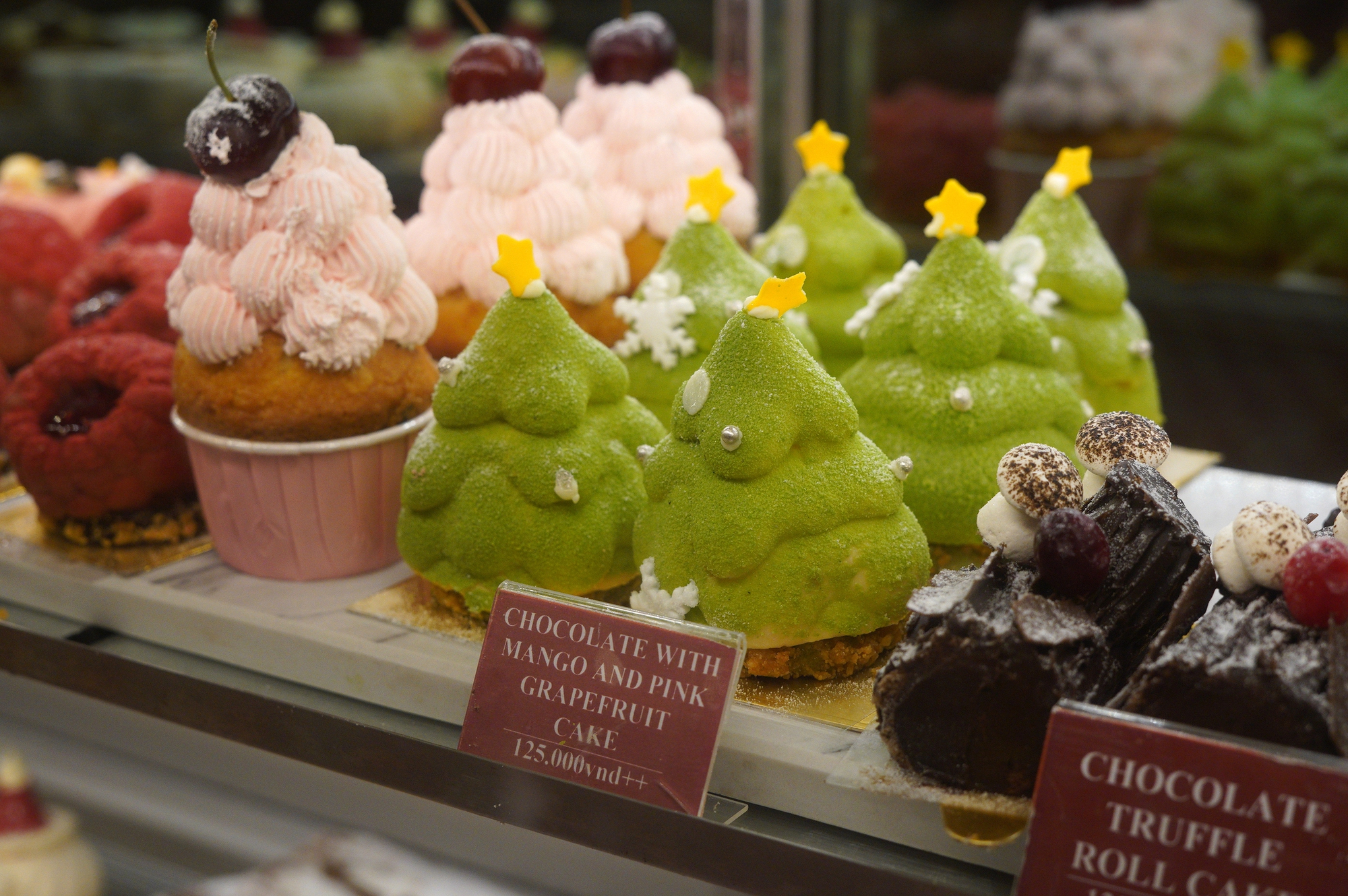 Cận cảnh quán cà phê Giáng sinh 200k/giờ ở TP.HCM, đáng thì thấy đáng nhưng trải nghiệm thì thật sự chưa xứng!- Ảnh 18. Cận cảnh quán cà phê Giáng sinh 200k/giờ ở TP.HCM, đáng thì thấy đáng nhưng trải nghiệm thì thật sự chưa xứng!- Ảnh 18.