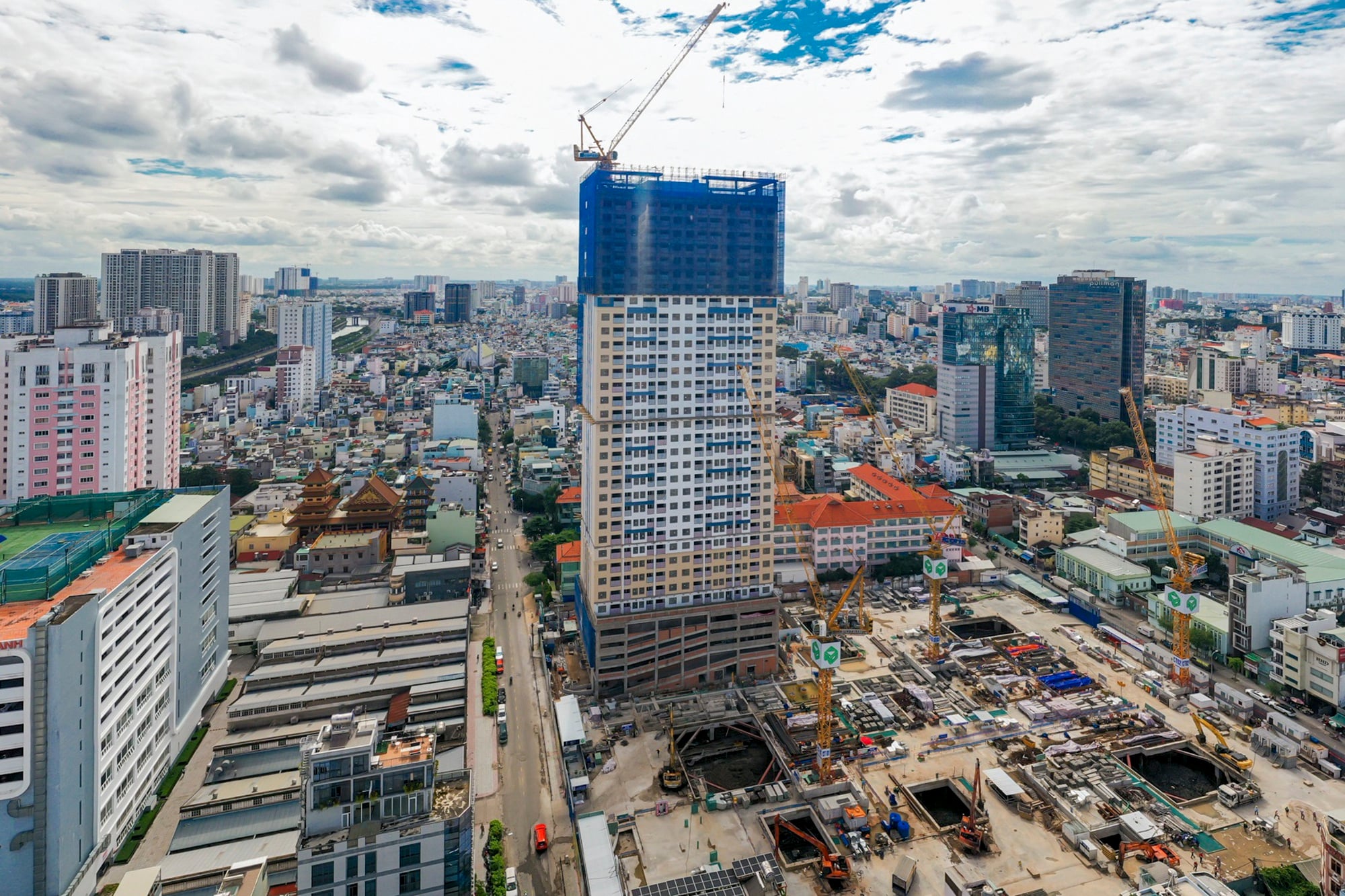 Tin vui cho Novaland và người mua nhà: 10.500 sổ hồng tại TPHCM sắp về tay, loạt dự án thoát cảnh "đứng hình"- Ảnh 2.