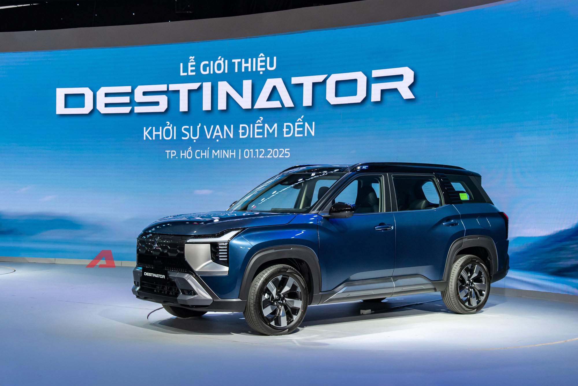 Cầm lái Mitsubishi Destinator: 6 bài sa hình ‘khét lẹt’ này biết luôn xe cầu trước 1.5L 7 chỗ thật sự sẽ thế nào!- Ảnh 1.