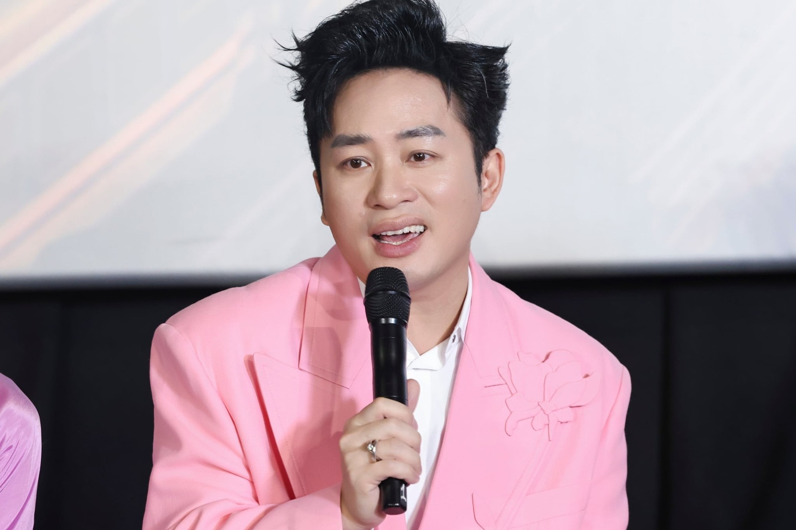 Phú bà giàu ngầm showbiz, khiến Tùng Dương nói 1 câu- Ảnh 3.