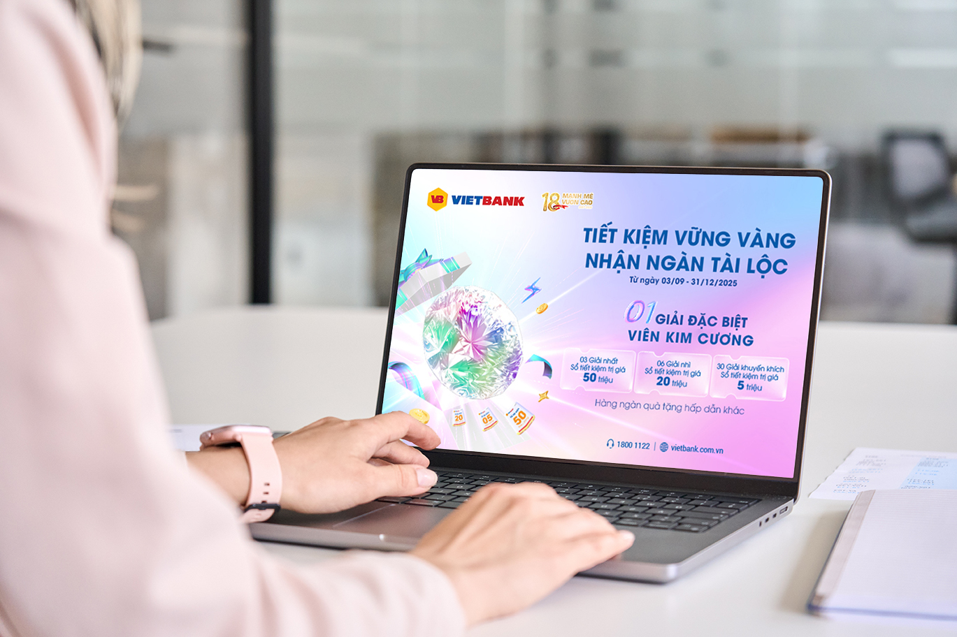 Tận hưởng ưu đãi vượt trội khi sử dụng thẻ và gửi tiết kiệm Vietbank- Ảnh 1. Tận hưởng ưu đãi vượt trội khi sử dụng thẻ và gửi tiết kiệm Vietbank- Ảnh 1.