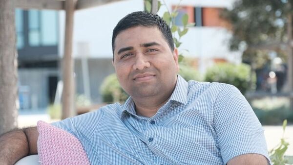 Người đứng đầu mảng AI của Apple nghỉ hưu sau những thất bại với Siri, thế chỗ bởi sếp cũ của Microsoft- Ảnh 3.