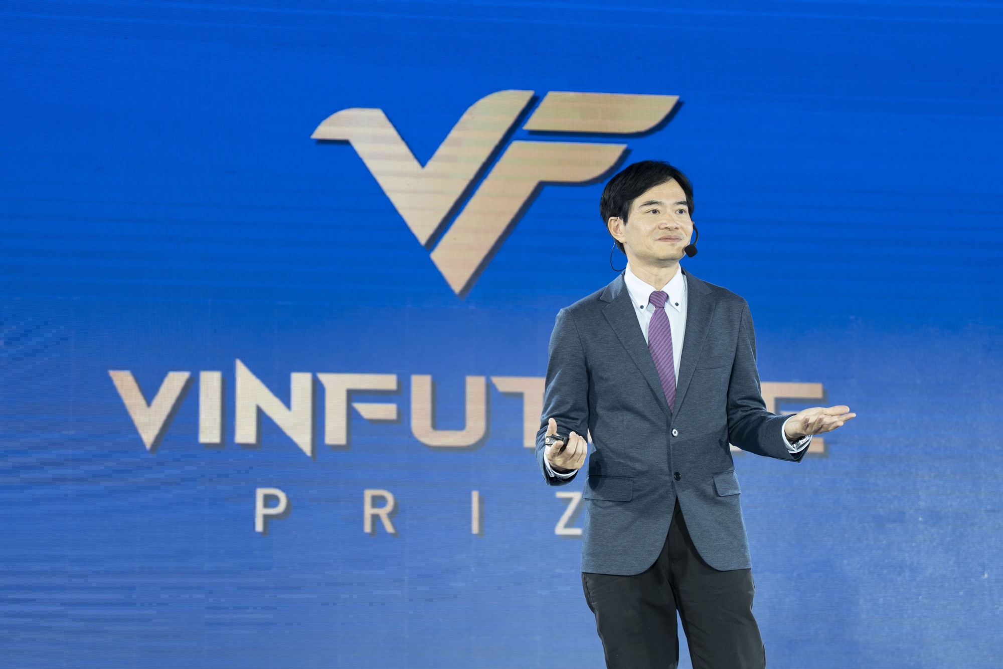 Giáo sư chế tạo robot “đọc” ý định của con người: “VinFuture cho thế giới thấy khoa học công nghệ Việt Nam đã phát triển thế nào”- Ảnh 3. Giáo sư chế tạo robot “đọc” ý định của con người: “VinFuture cho thế giới thấy khoa học công nghệ Việt Nam đã phát triển thế nào”- Ảnh 3.