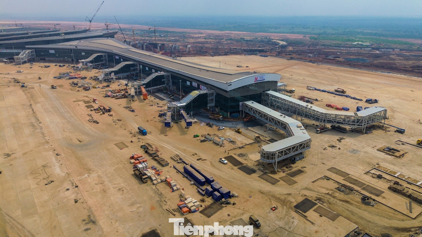 Toàn cảnh nhà ga nghìn tỷ sân bay Long Thành trước ngày đón chuyến bay đầu tiên- Ảnh 4.