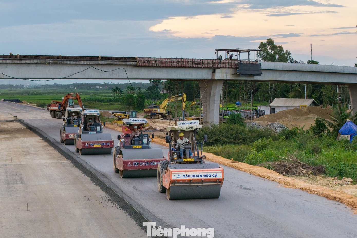 Cao tốc Quảng Ngãi - Hoài Nhơn 'chạy nước rút'- Ảnh 4.