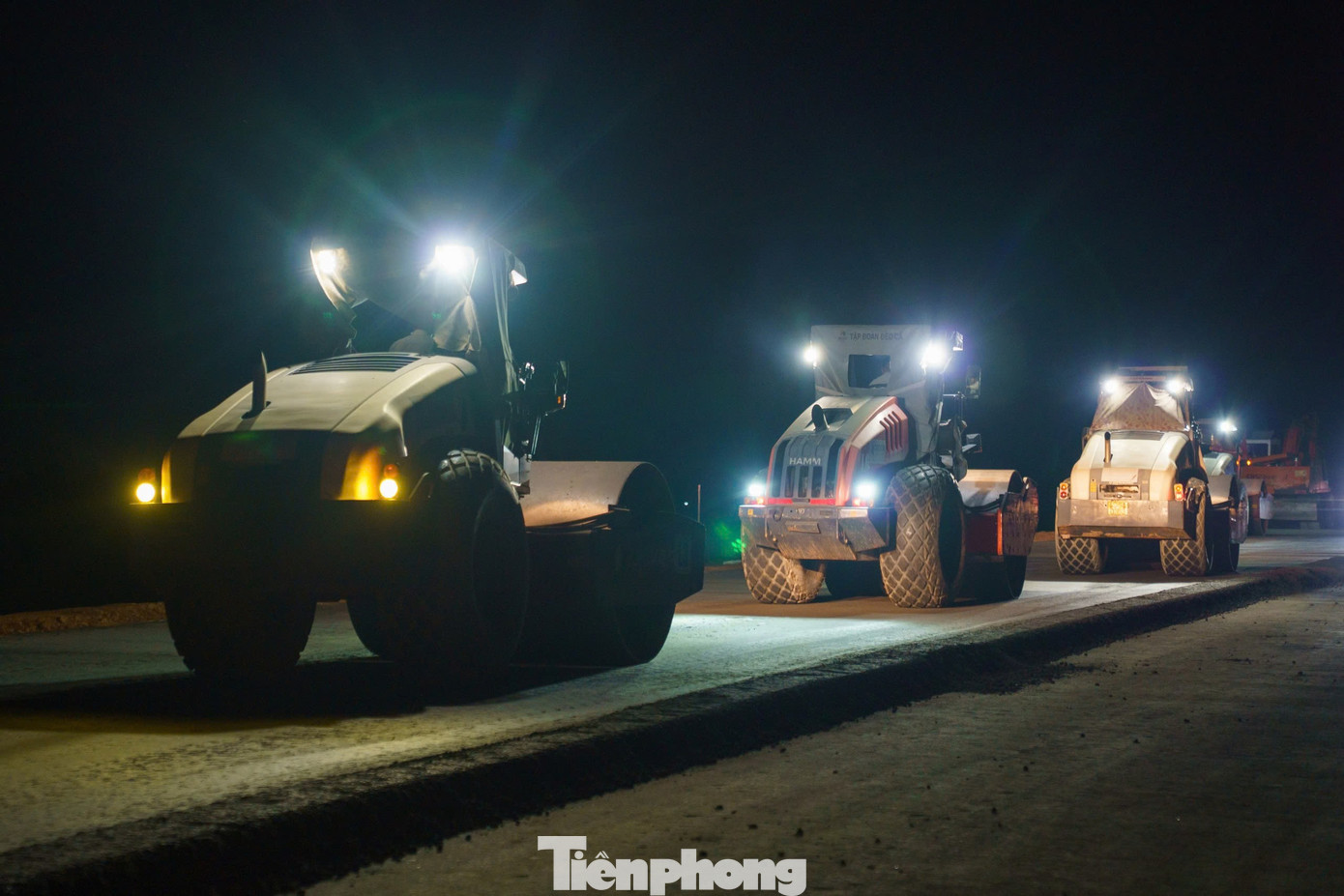 Cao tốc Quảng Ngãi - Hoài Nhơn 'chạy nước rút'- Ảnh 10.