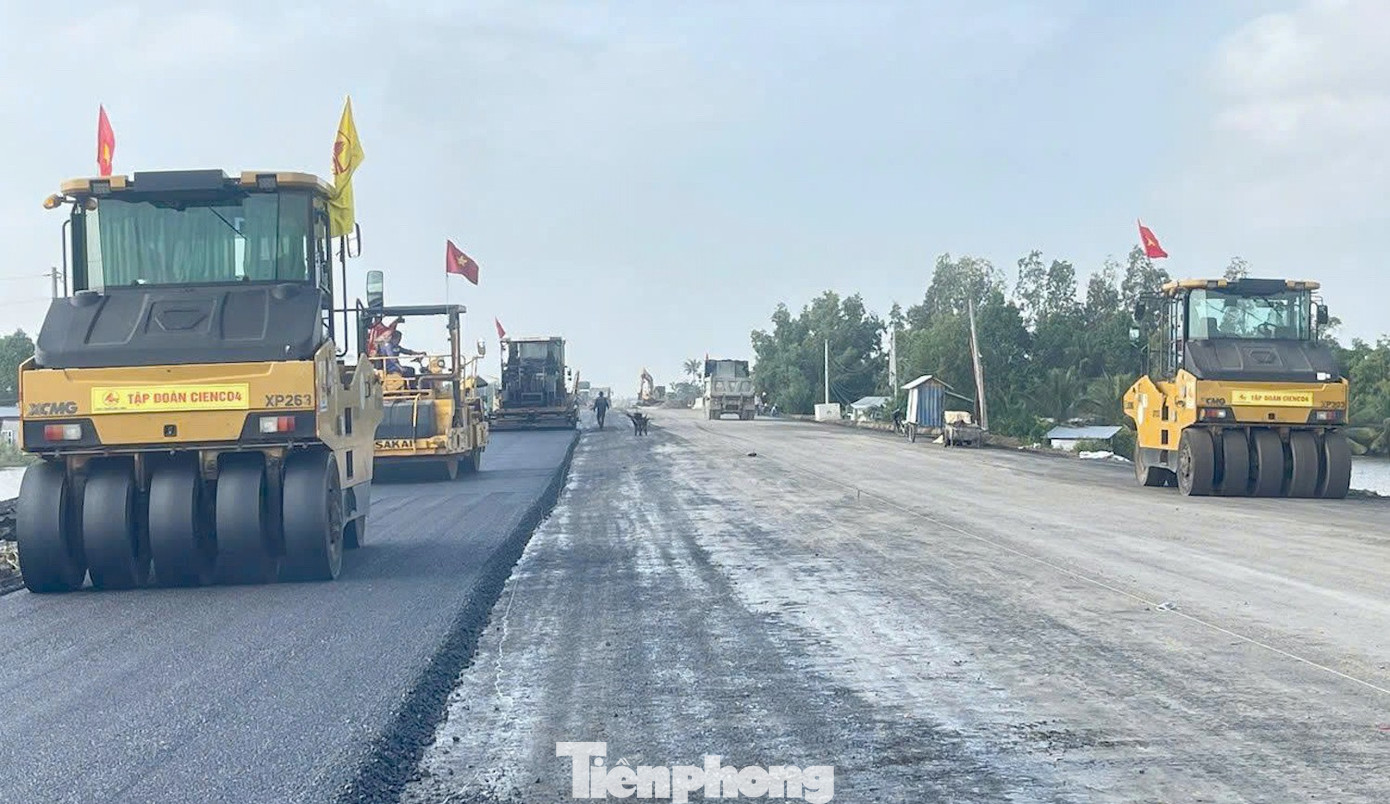 Cận cảnh cao tốc Cần Thơ - Cà Mau sắp thông xe- Ảnh 14.