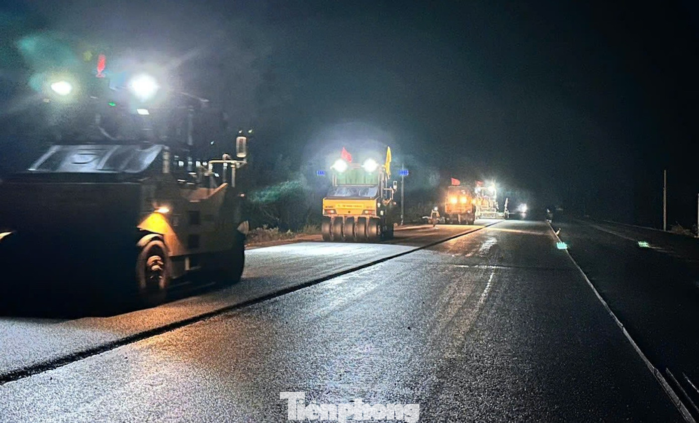 Cận cảnh cao tốc Cần Thơ - Cà Mau sắp thông xe- Ảnh 13.