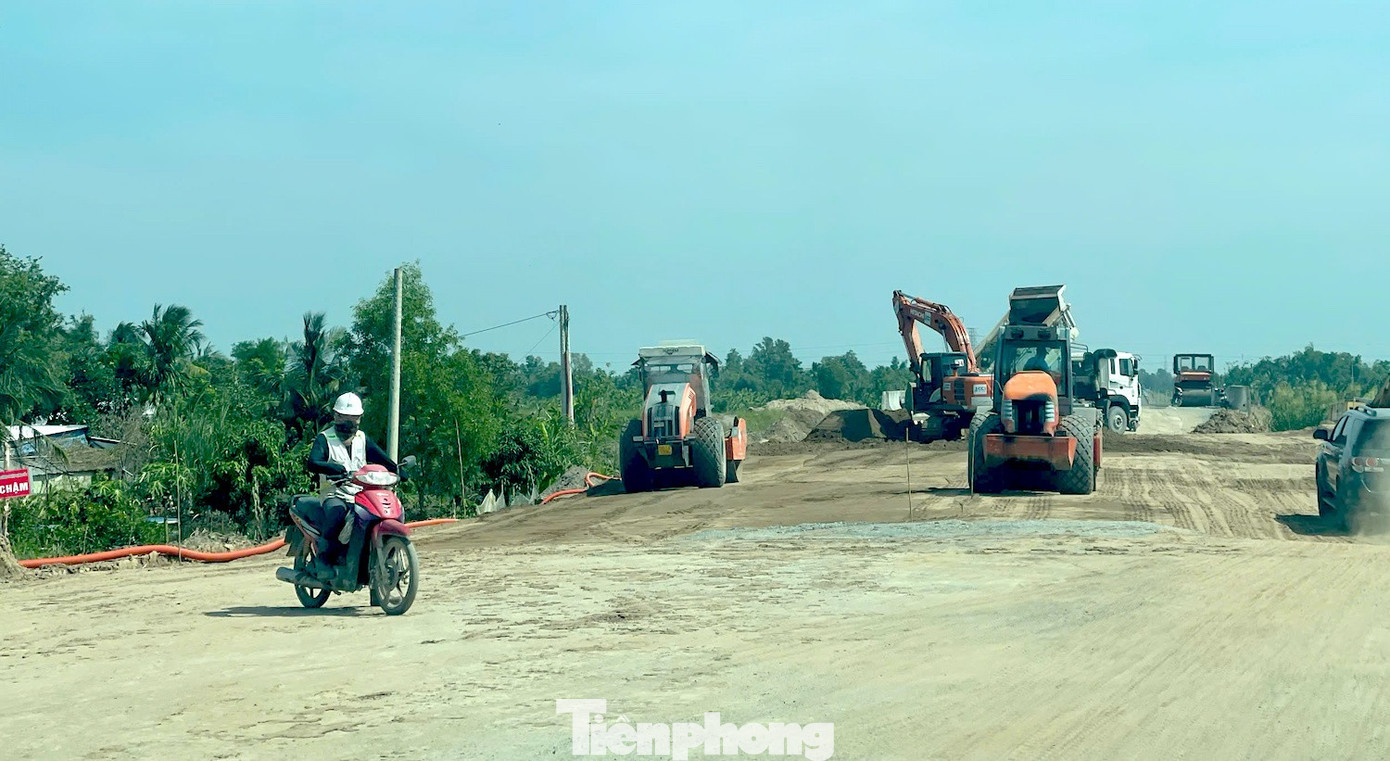 Cận cảnh cao tốc Cần Thơ - Cà Mau sắp thông xe- Ảnh 16.