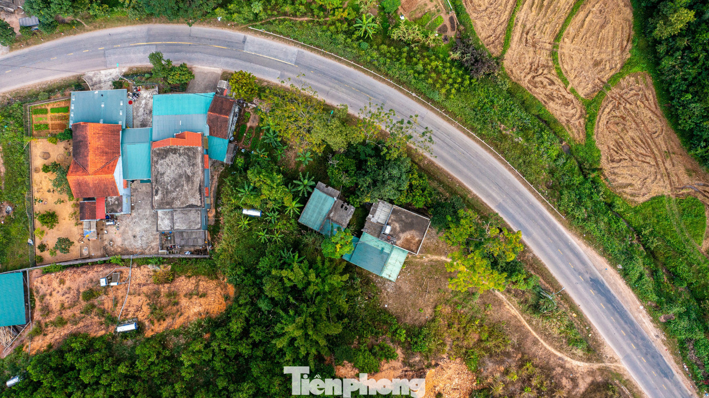 Cận cảnh Quốc lộ 4B nối Quảng Ninh - Lạng Sơn trước ngày mở rộng- Ảnh 16.