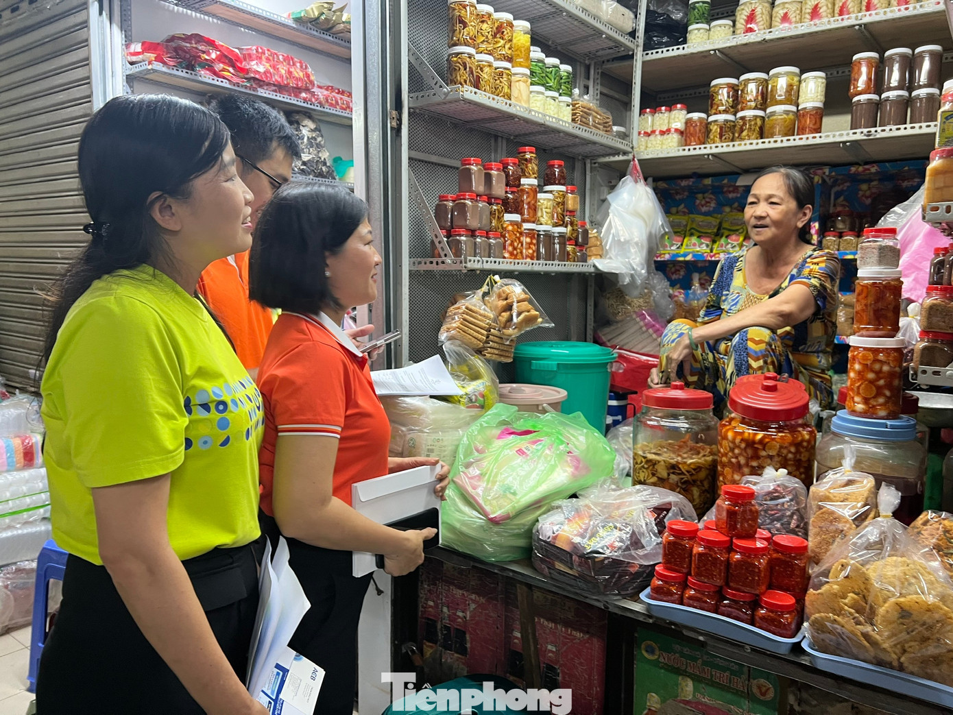 Tiểu thương ‘tròn mắt’ kê khai thuế bằng… giọng nói- Ảnh 1.