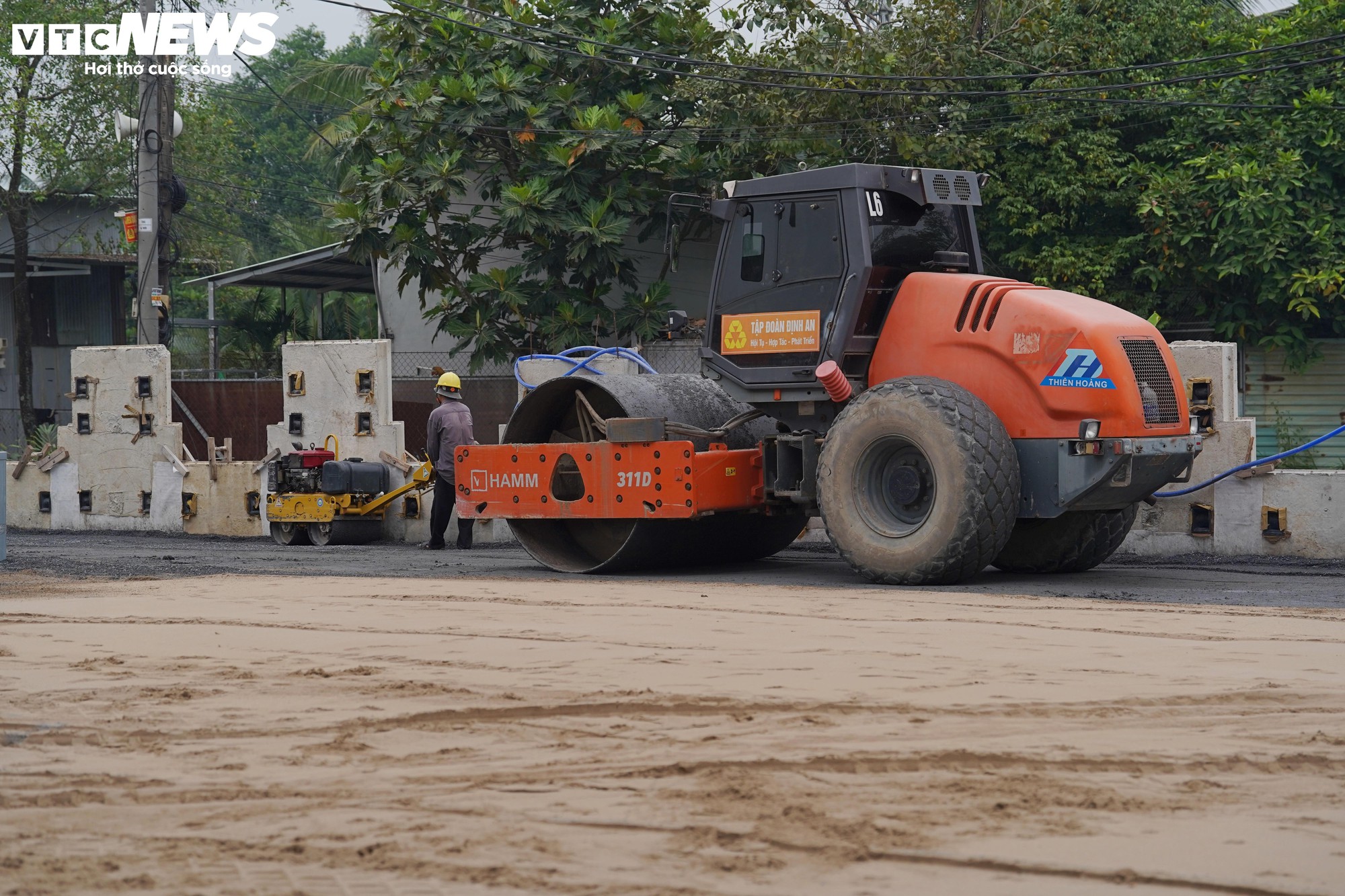Ngắm Vành đai 3 từ trên cao qua khu đô thị ở TP.HCM trước ngày thông xe- Ảnh 8.