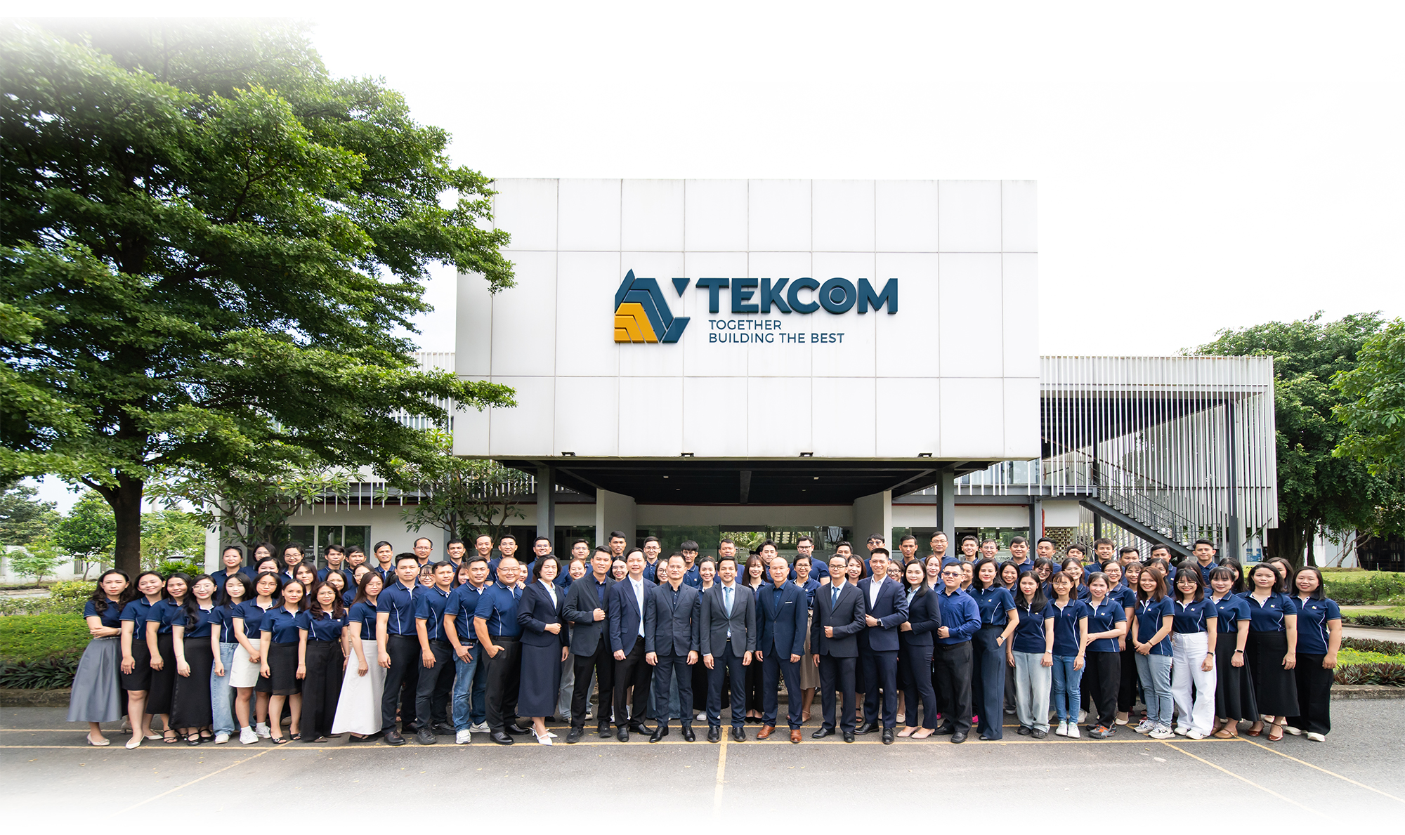 CEO TEKCOM sau 20 năm khởi nghiệp: “Lãnh đạo phải dám ra quyết định khó, ngay cả khi chưa đủ thông tin”- Ảnh 11. CEO TEKCOM sau 20 năm khởi nghiệp: “Lãnh đạo phải dám ra quyết định khó, ngay cả khi chưa đủ thông tin”- Ảnh 11.