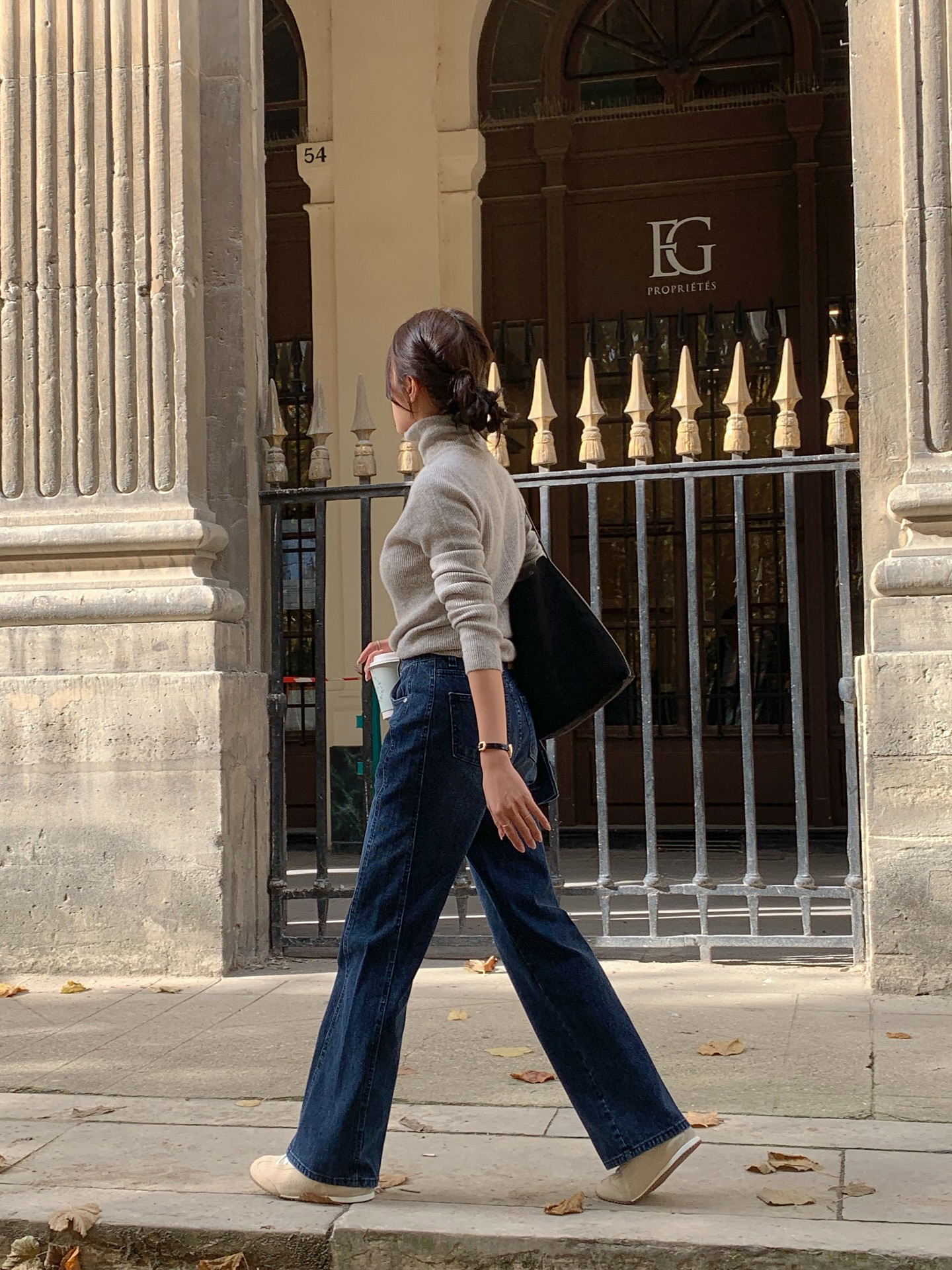 5 công thức tôn dáng tối ưu khi đi giày bệt, biết hết là không muốn đi giày cao gót nữa- Ảnh 11.