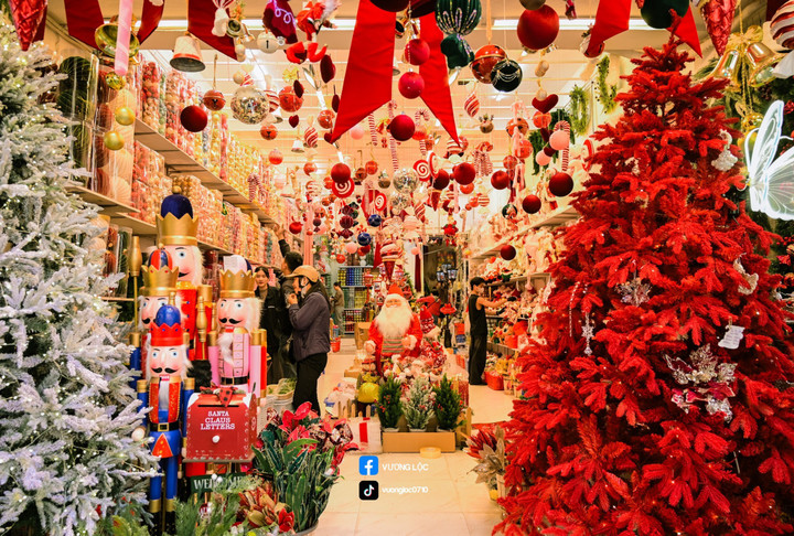 Giáng sinh 2025 đi chơi đâu ở Hà Nội?- Ảnh 2.