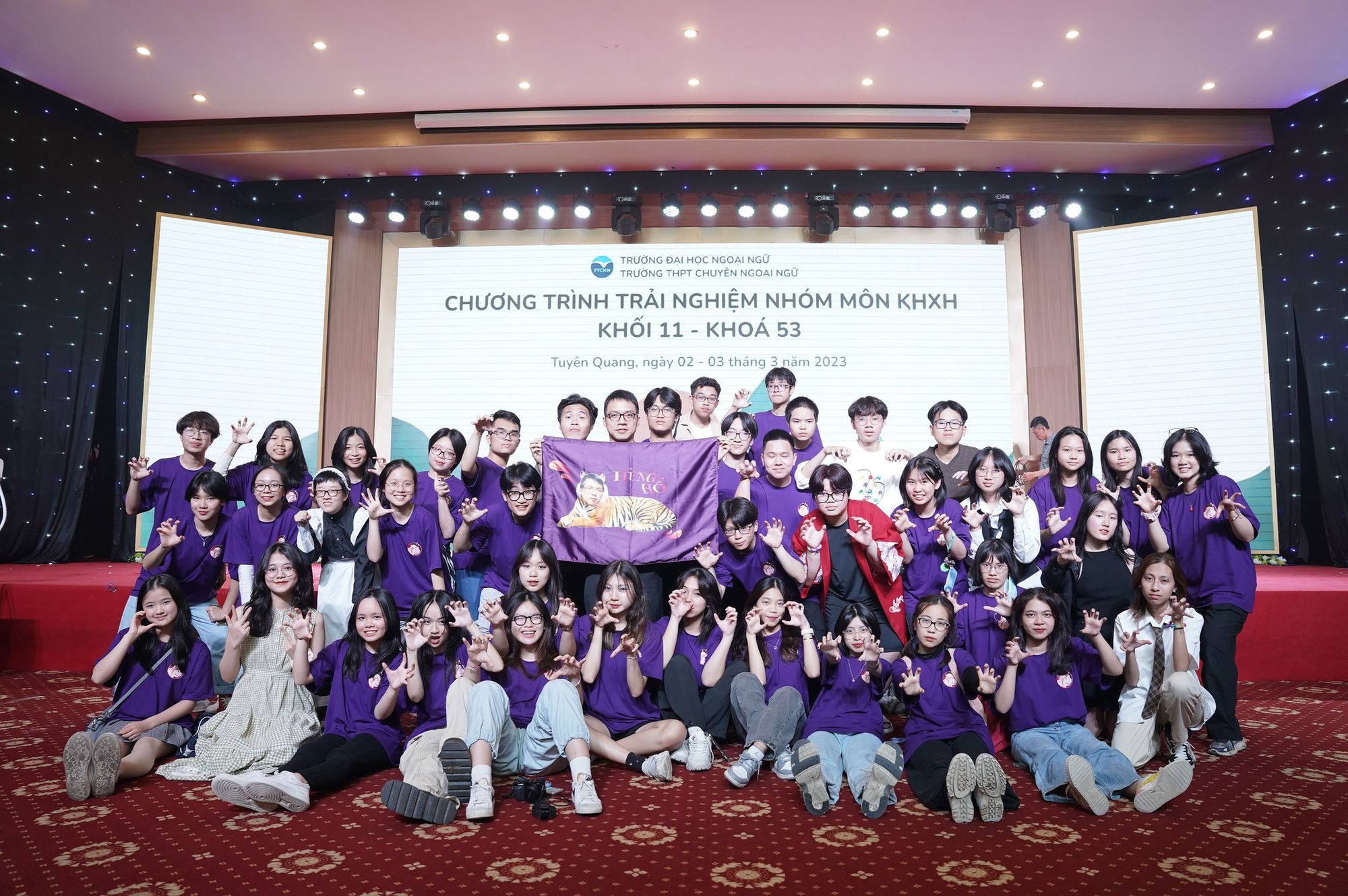 Ngôi trường "lọt thỏm" giữa lòng ĐHQG Hà Nội: Diện tích nhỏ nhưng thành tích khủng, chỉ 1 học kỳ có 4 học sinh đạt điểm SAT tuyệt đối!- Ảnh 4.