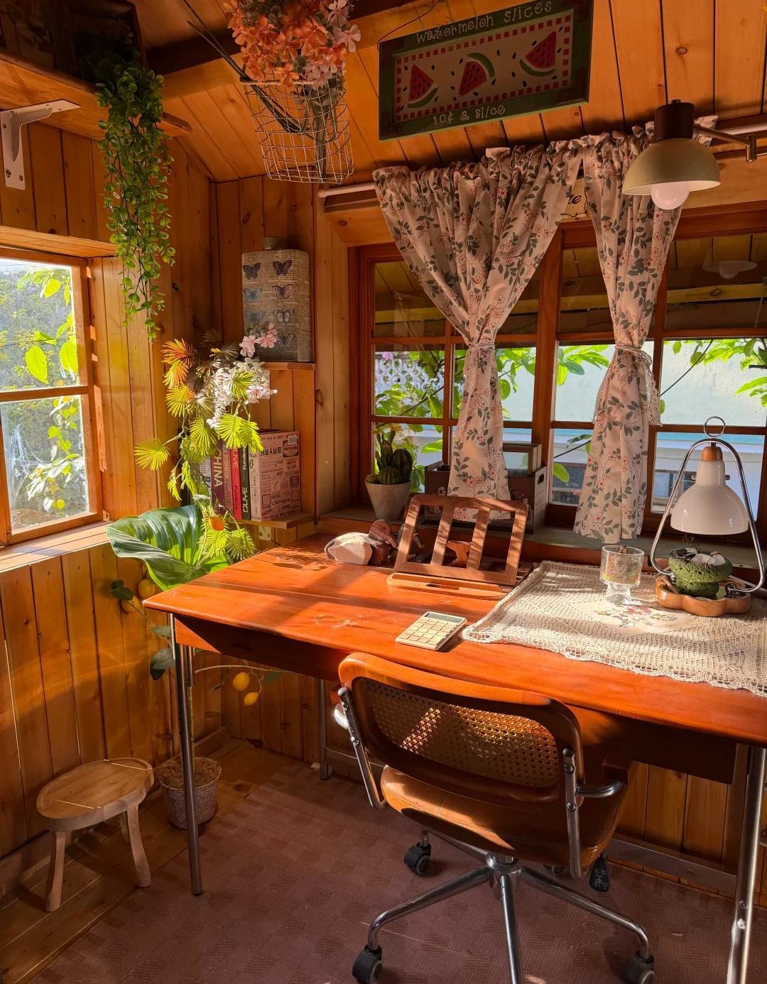 Cụ bà 70 tuổi thầm lặng sống trong căn nhà nhỏ: Tự chăm sóc bản thân, không làm gánh nặng cho con cháu- Ảnh 5.