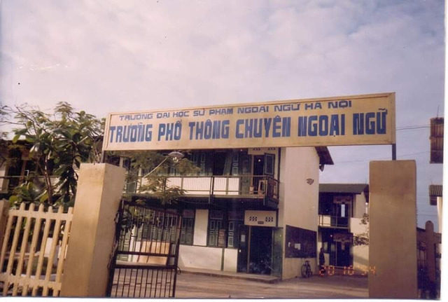 Ngôi trường "lọt thỏm" giữa lòng ĐHQG Hà Nội: Diện tích nhỏ nhưng thành tích khủng, chỉ 1 học kỳ có 4 học sinh đạt điểm SAT tuyệt đối!- Ảnh 2.