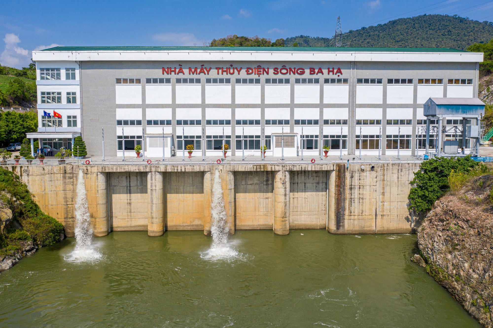 Thủy điện Sông Ba Hạ báo lãi đậm, nguồn tiền dồi dào - Ảnh 1.
