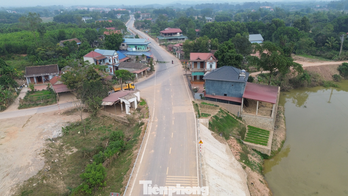 Cận cảnh tuyến đường 'cụt' 220 tỷ kết nối với... đồng ruộng ở Thái Nguyên- Ảnh 7.