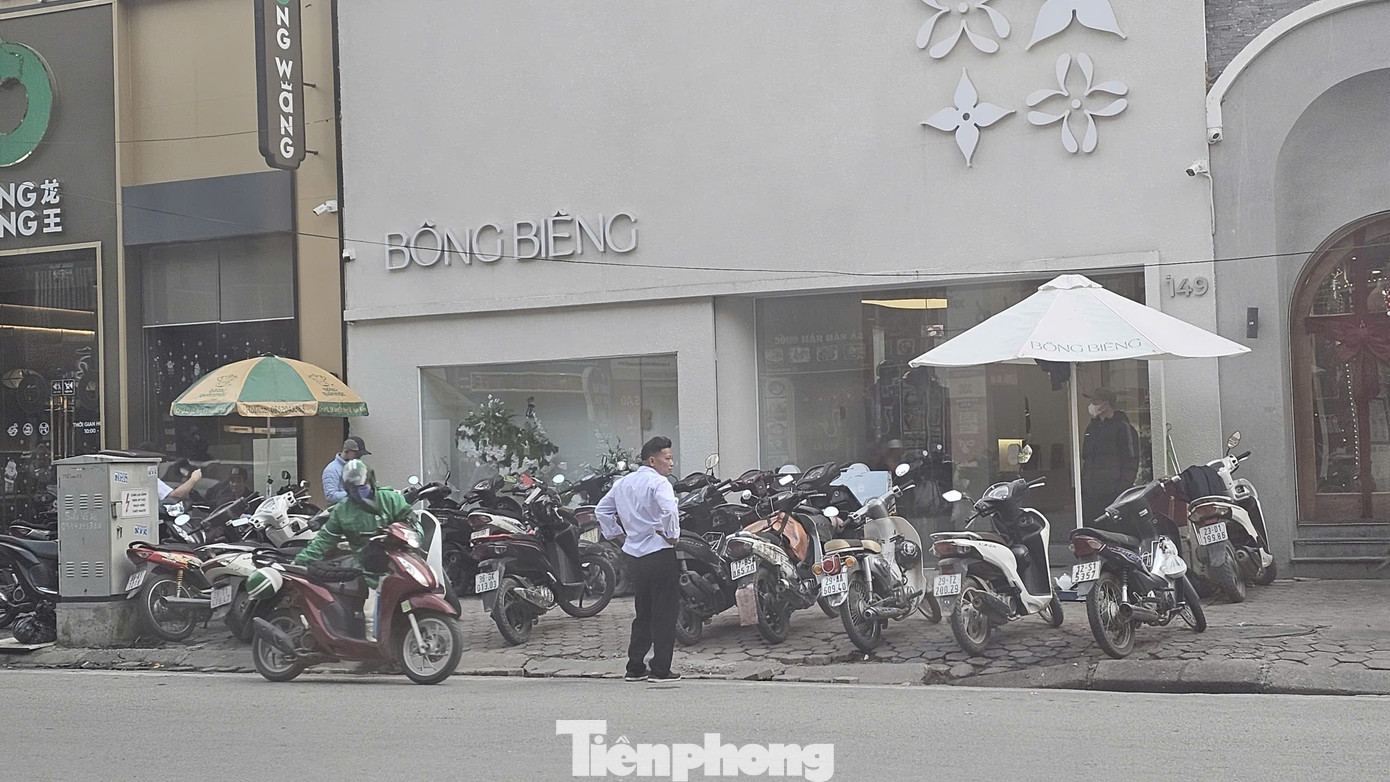 'Làng Việt kiều châu Âu' méo mó, nhếch nhác vì vi phạm trật tự xây dựng- Ảnh 4.