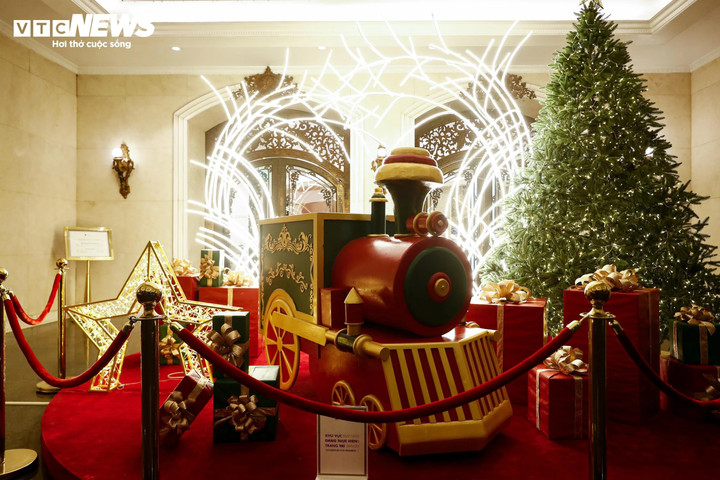 Giáng sinh 2025 đi chơi đâu ở Hà Nội?- Ảnh 3.