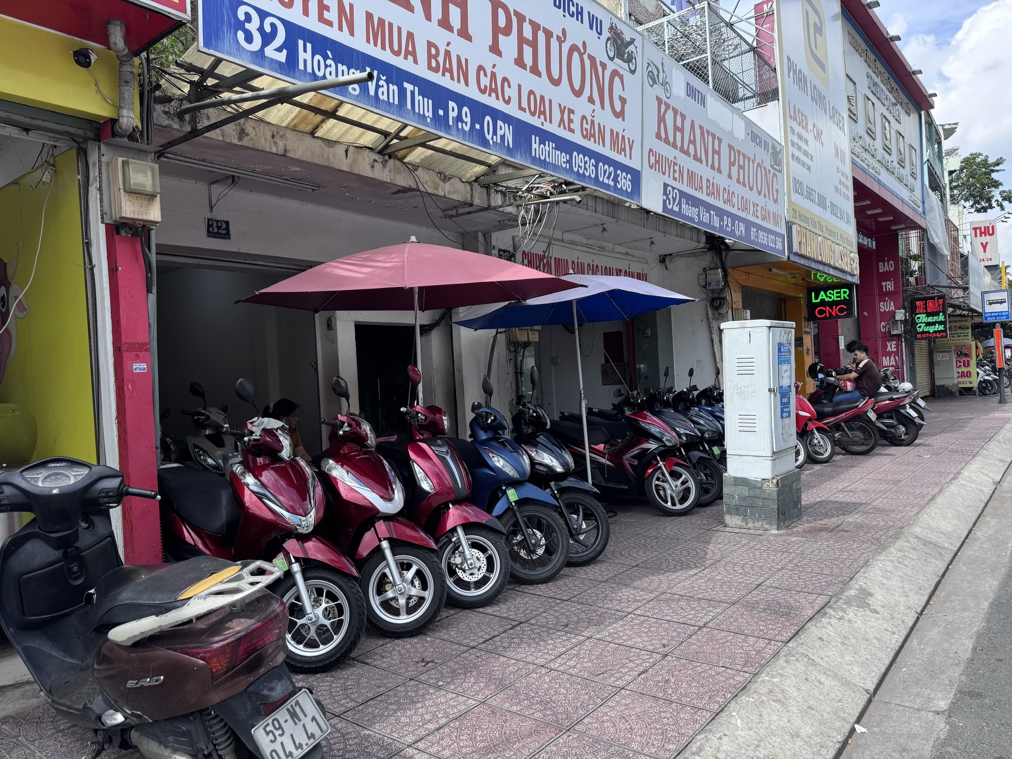 Thị trường xe máy cũ TP HCM vắng khách mua dịp Tết - Ảnh 3.