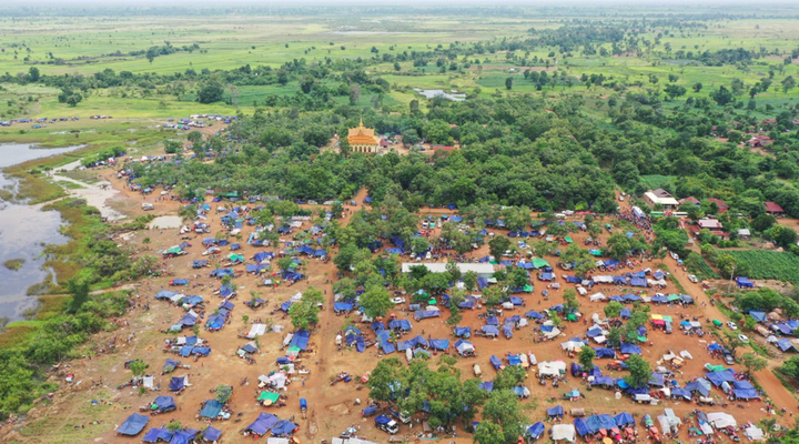 Hơn 500.000 người Campuchia phải di tản do xung đột biên giới với Thái Lan- Ảnh 1.