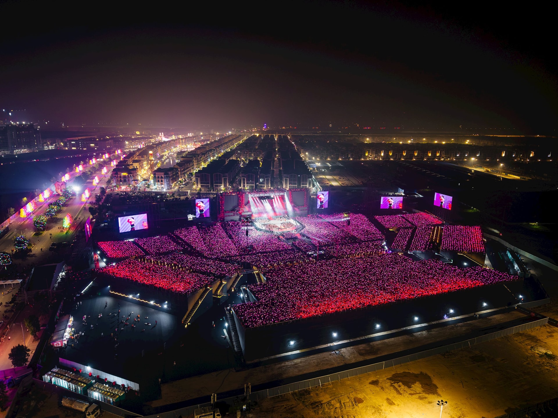 Gần 95.000 người “cháy hết mình” trong ngày diễn ra Y-Concert, Ocean City khẳng định tọa độ “khó thay thế” trên bản đồ giải trí Việt Nam- Ảnh 12.