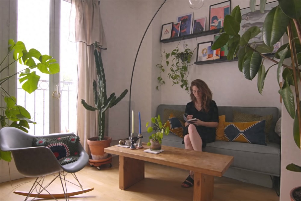 Cô gái tiết kiệm 10 năm mới mua được nhà: Căn hộ "nhỏ như mắt muỗi" mà siêu chữa lành - Ảnh 1.