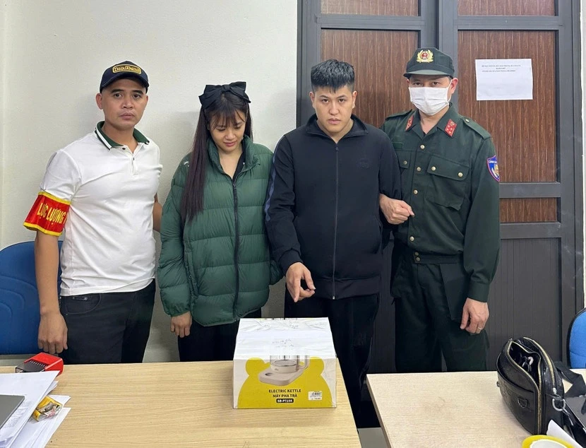 Bắt quả tang Đỗ Trang và Nguyễn Đức Anh - Ảnh 1.