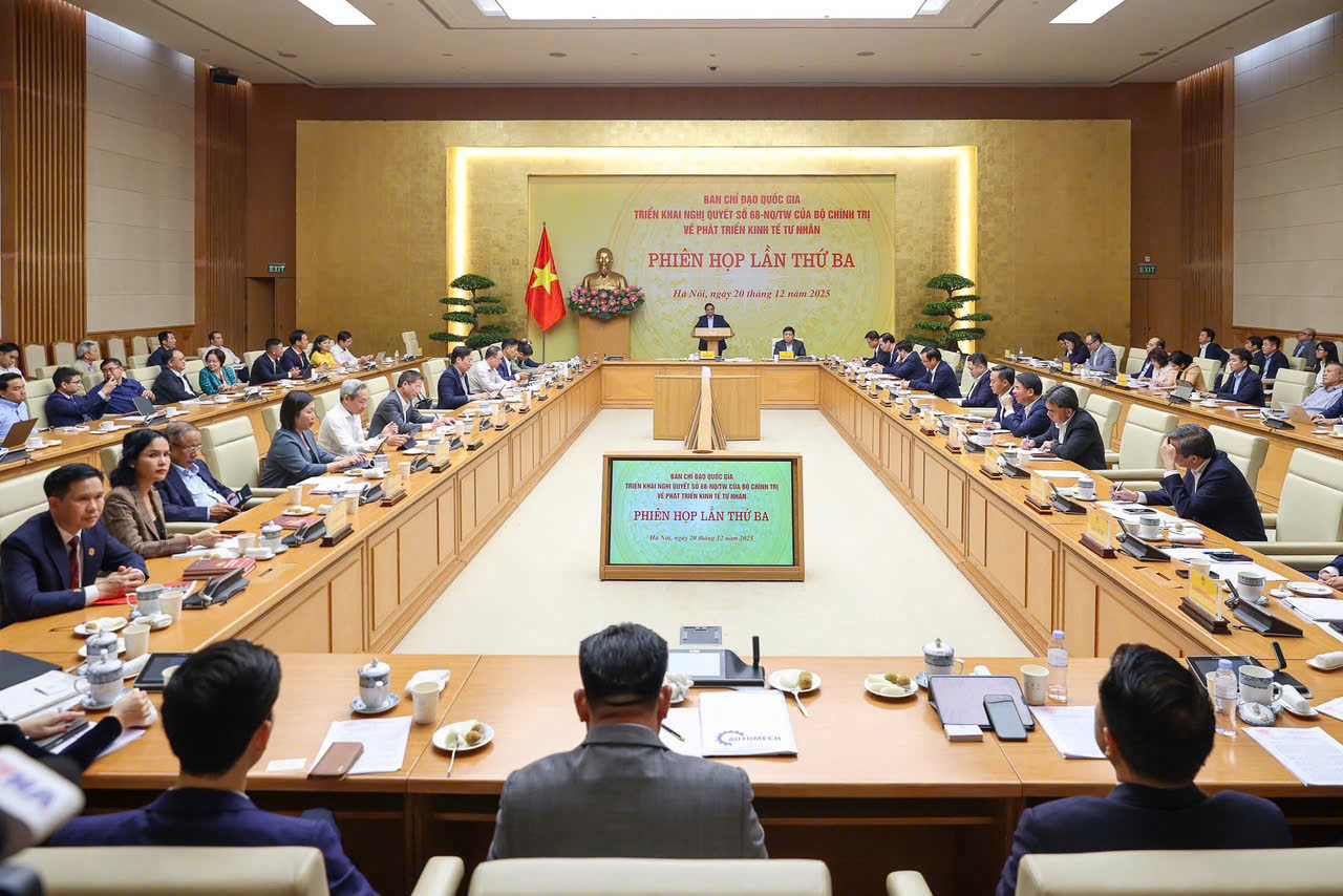 Phó Chủ tịch Hội Doanh nhân trẻ Việt Nam kiến nghị: Luật hóa đất logistics, miễn tiền thuê đất, ưu đãi lãi vay 2–4% cho hạ tầng logistics trọng yếu - Ảnh 3.