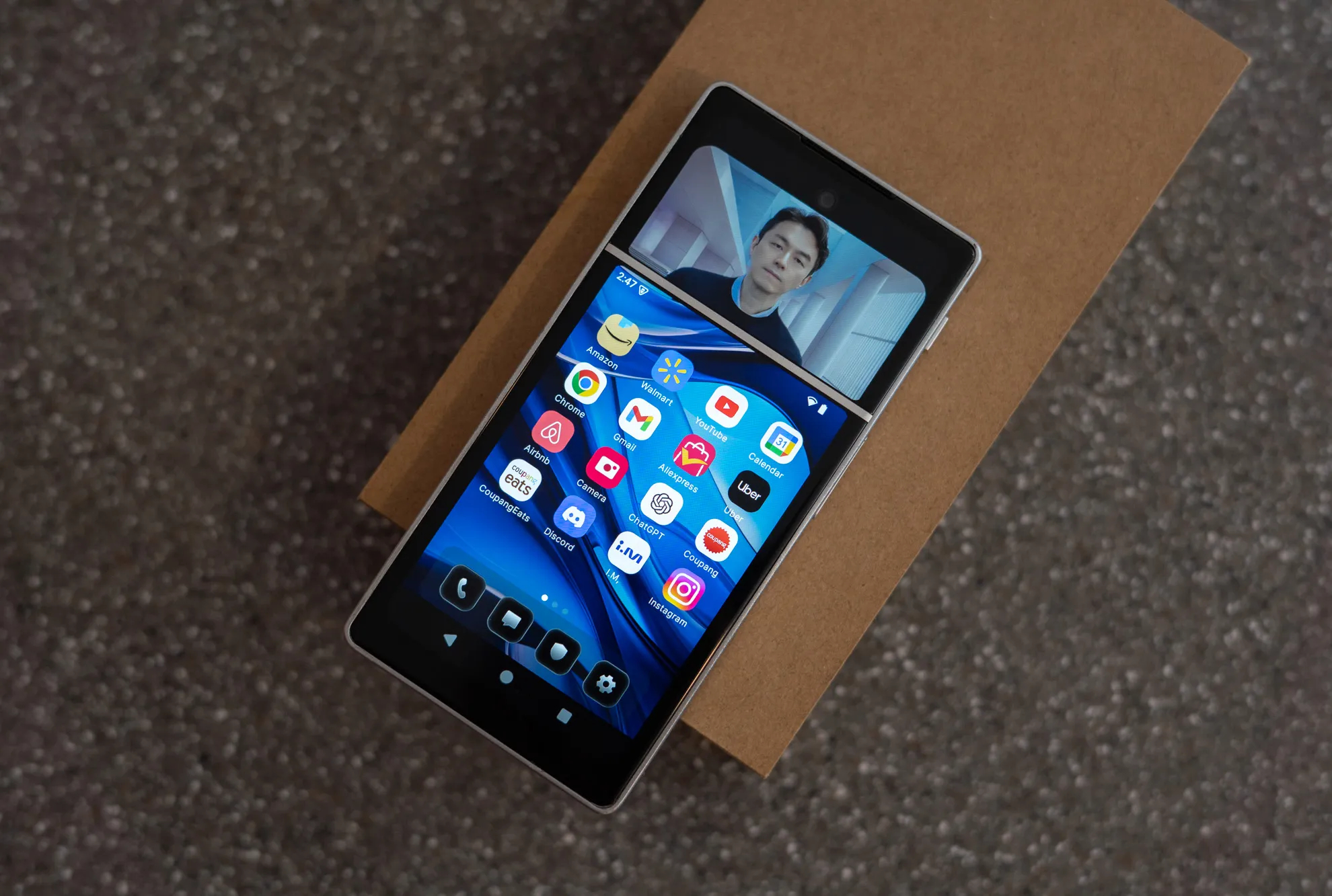 Nhìn lại làng công nghệ năm 2025: Smartphone bớt hào nhoáng, AI hạ nhiệt, TikTok “bán mình” và cơn khủng hoảng chip nhớ mở đường cho 2026 đầy áp lực- Ảnh 4.