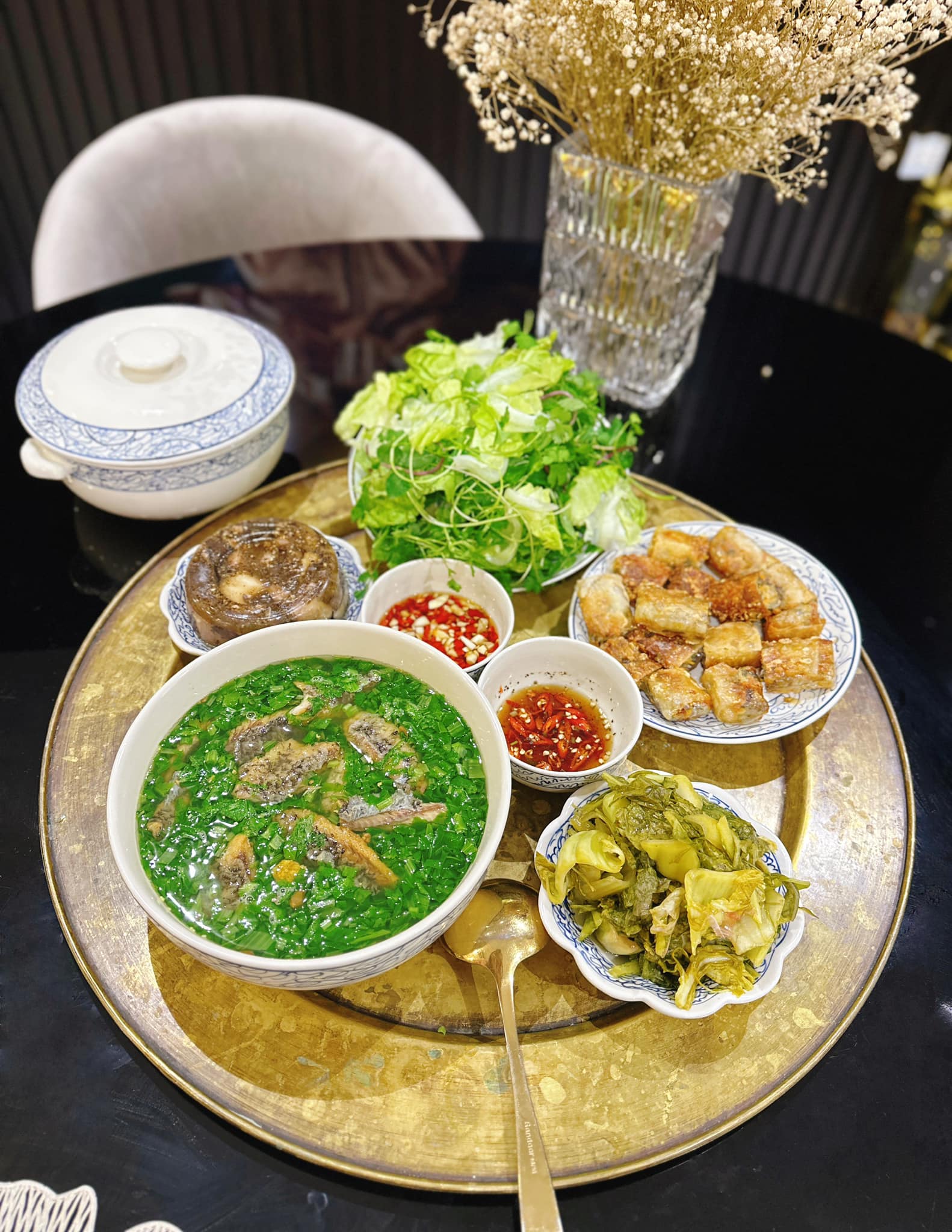 Chưa ai qua được Phương Oanh khoản này?- Ảnh 3. Chưa ai qua được Phương Oanh khoản này?- Ảnh 3.