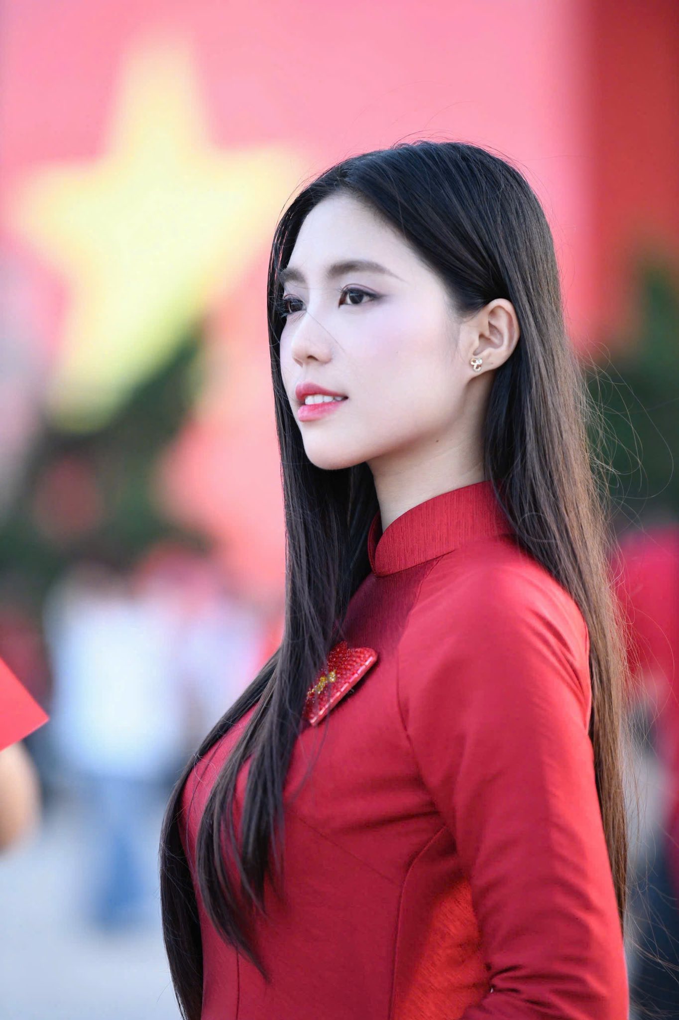 Một Á hậu Việt bất ngờ xuất hiện trên trang Thông tin Chính phủ- Ảnh 7.