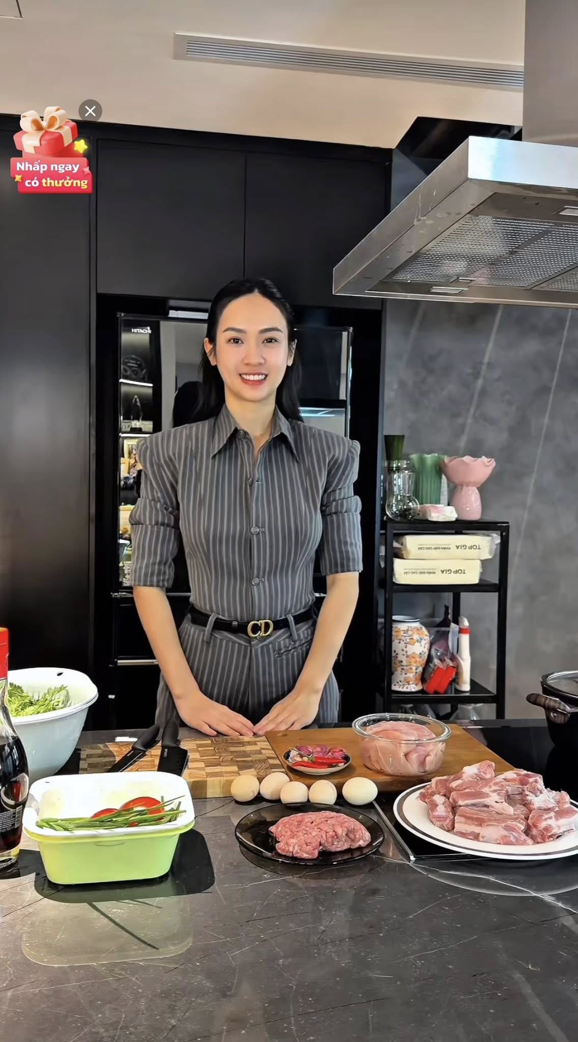 Chưa ai qua được Phương Oanh khoản này?- Ảnh 10. Chưa ai qua được Phương Oanh khoản này?- Ảnh 10.