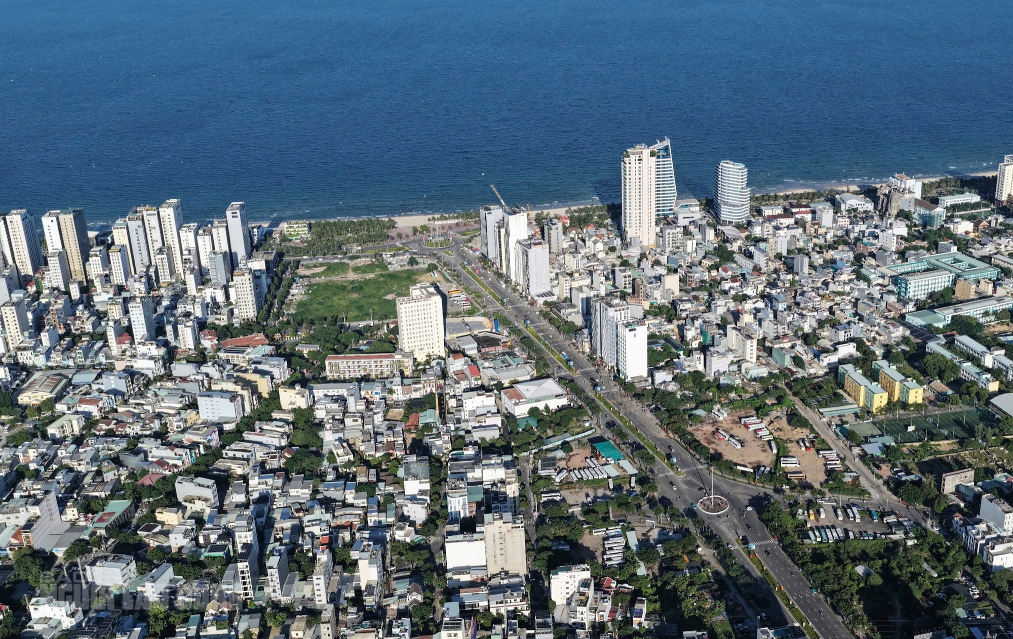 Ngắm các vị trí đặt Trung tâm tài chính quốc tế Việt Nam tại Đà Nẵng  - Ảnh 1.