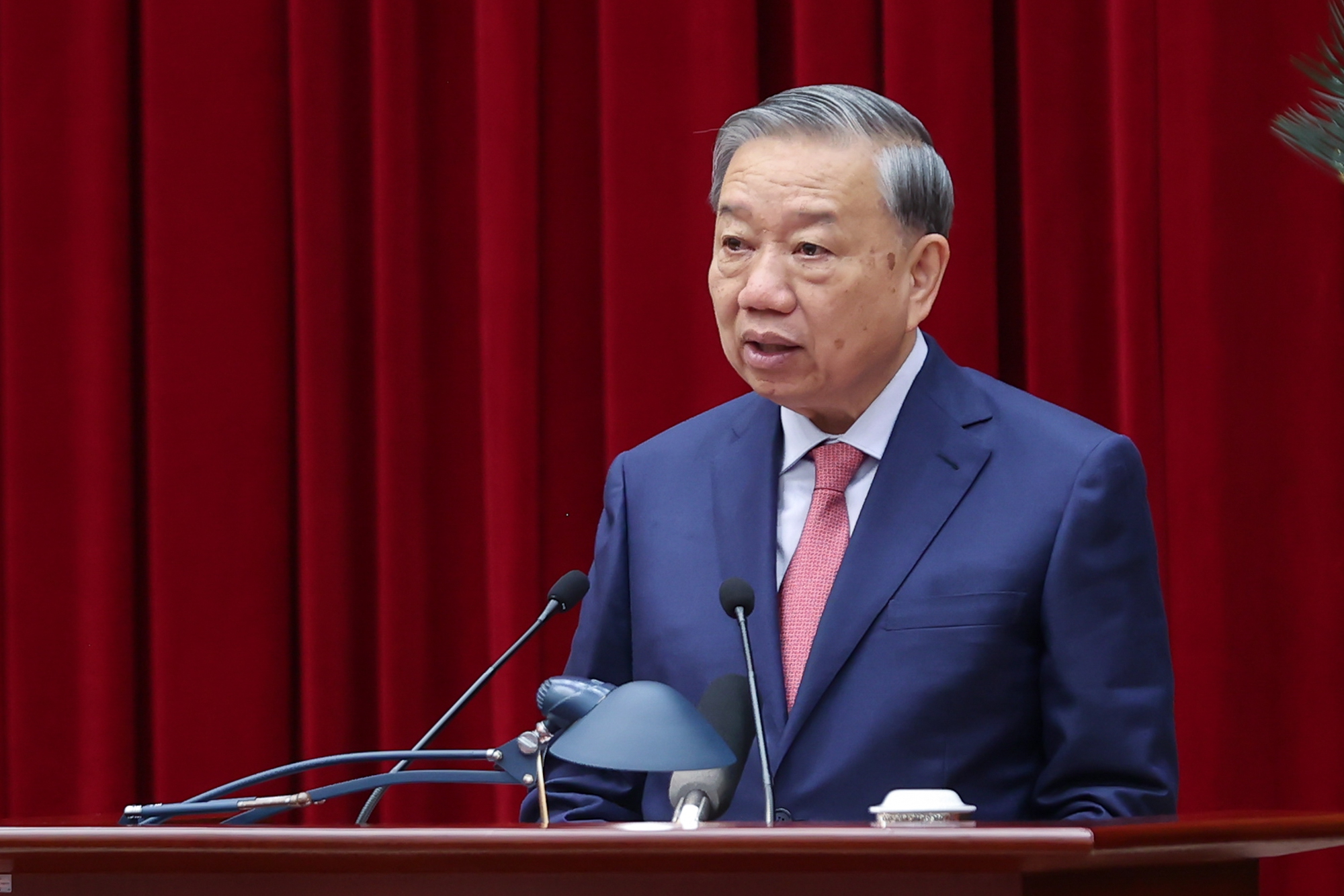 TOÀN VĂN: PHÁT BIỂU KHAI MẠC HỘI NGHỊ TRUNG ƯƠNG 15 KHÓA XIII CỦA TỔNG BÍ THƯ TÔ LÂM - Ảnh 1.