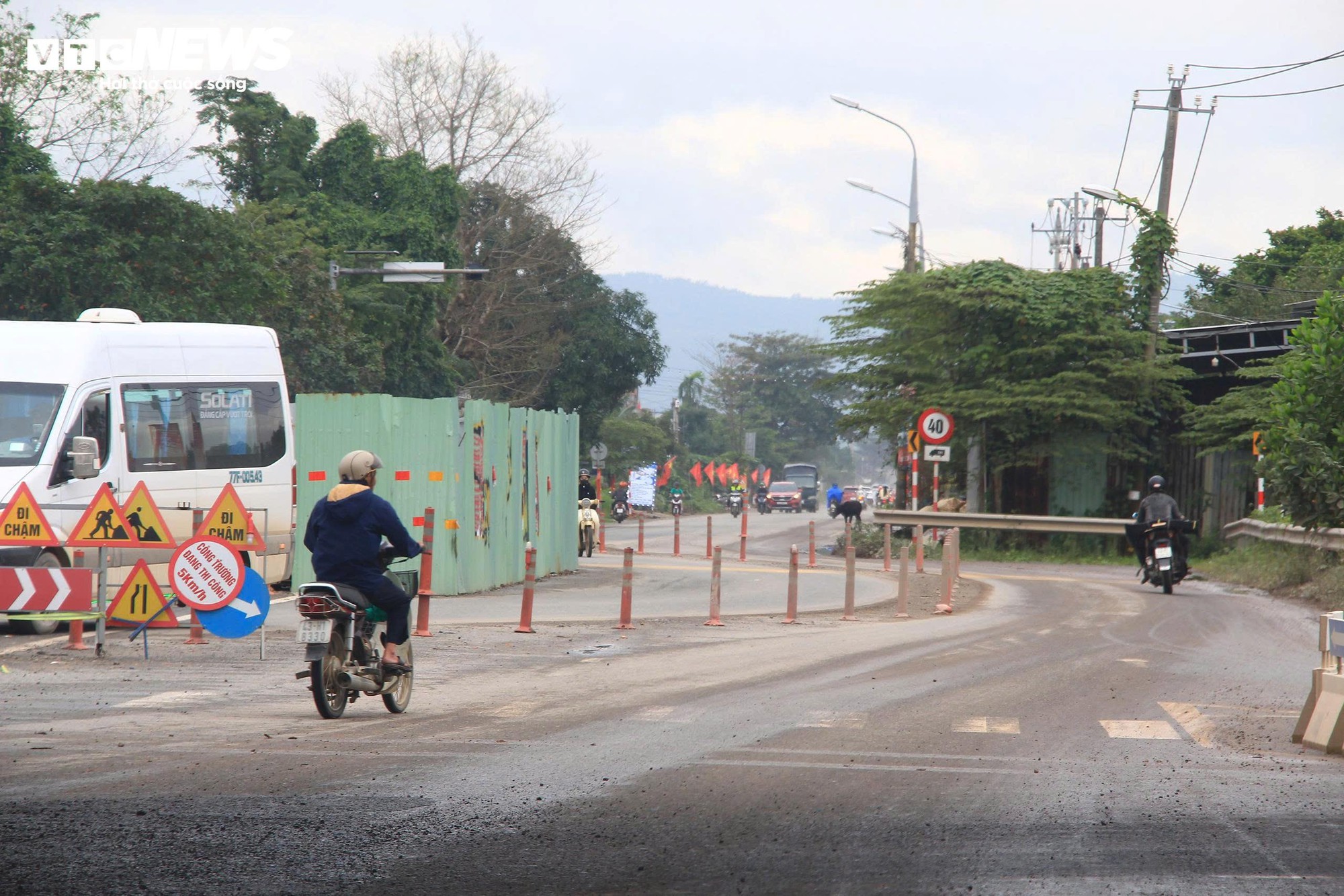 Quốc lộ 14B nát như tương, dân ngao ngán dự án cải tạo gần 780 tỷ thi công ì ạch- Ảnh 4.