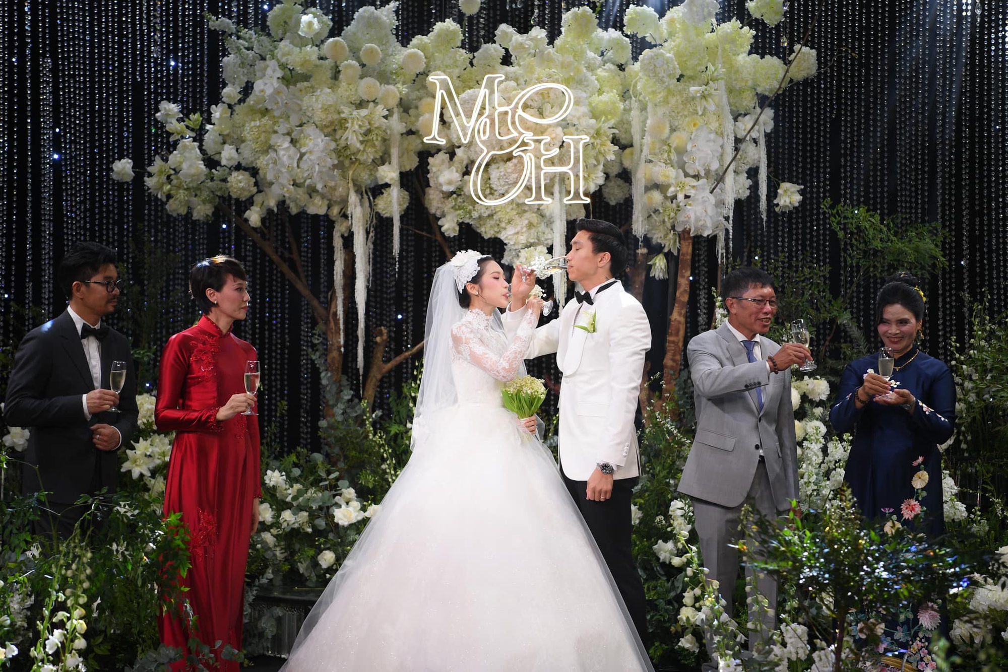 Hé lộ mối quan hệ giữa Doãn Hải My và gia đình Đoàn Văn Hậu, liệu có tốt đẹp?- Ảnh 1.