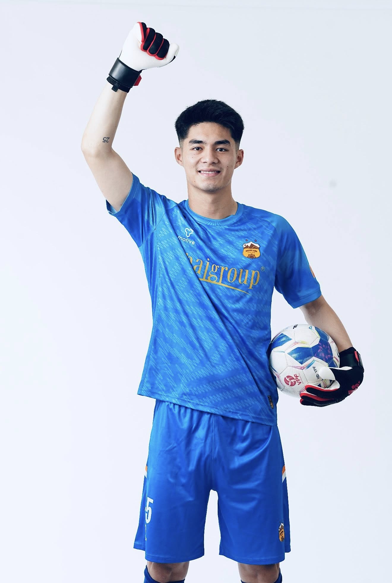 Thủ môn U22 Việt Nam Trần Trung Kiên gây sốt ở Thái Lan, được bình chọn đẹp trai nhất SEA Games- Ảnh 4.