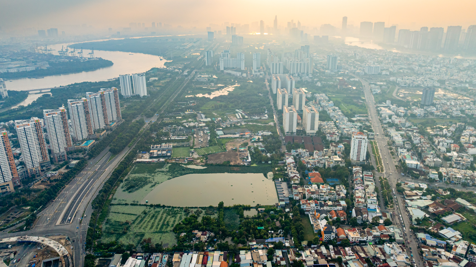 Khu vực sẽ là ga cuối của tuyến đường sắt cao tốc 67 tỷ USD: Cách trung tâm TP.HCM chỉ vài km, loạt dự án của Novaland Gamuda hưởng lợi - Ảnh 8.