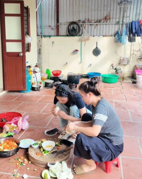 Hé lộ mối quan hệ giữa Doãn Hải My và gia đình Đoàn Văn Hậu, liệu có tốt đẹp?- Ảnh 4.