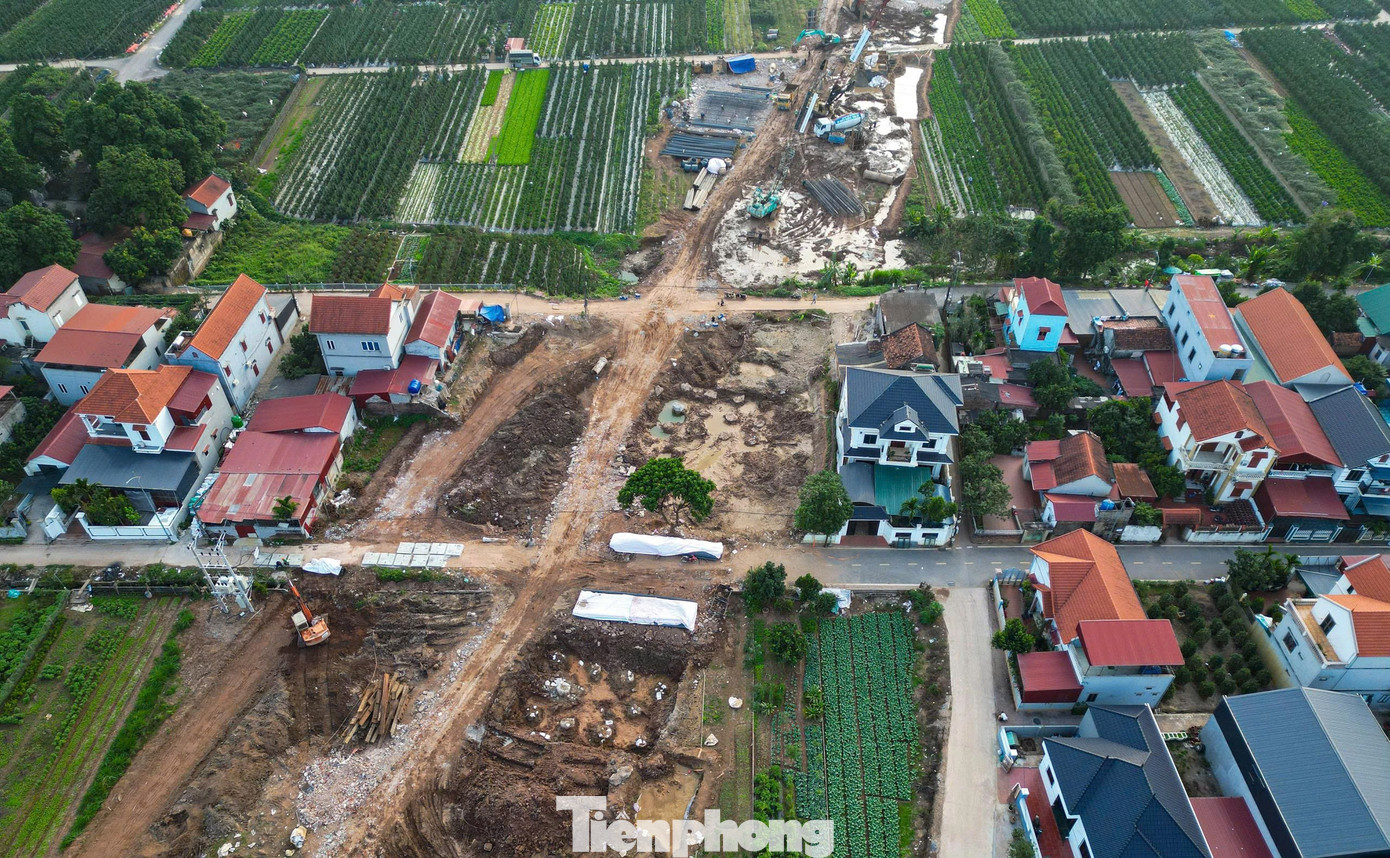 Toàn cảnh công trường thi công cầu Mễ Sở rộng 4 làn xe nối Hà Nội - Hưng Yên.- Ảnh 11.