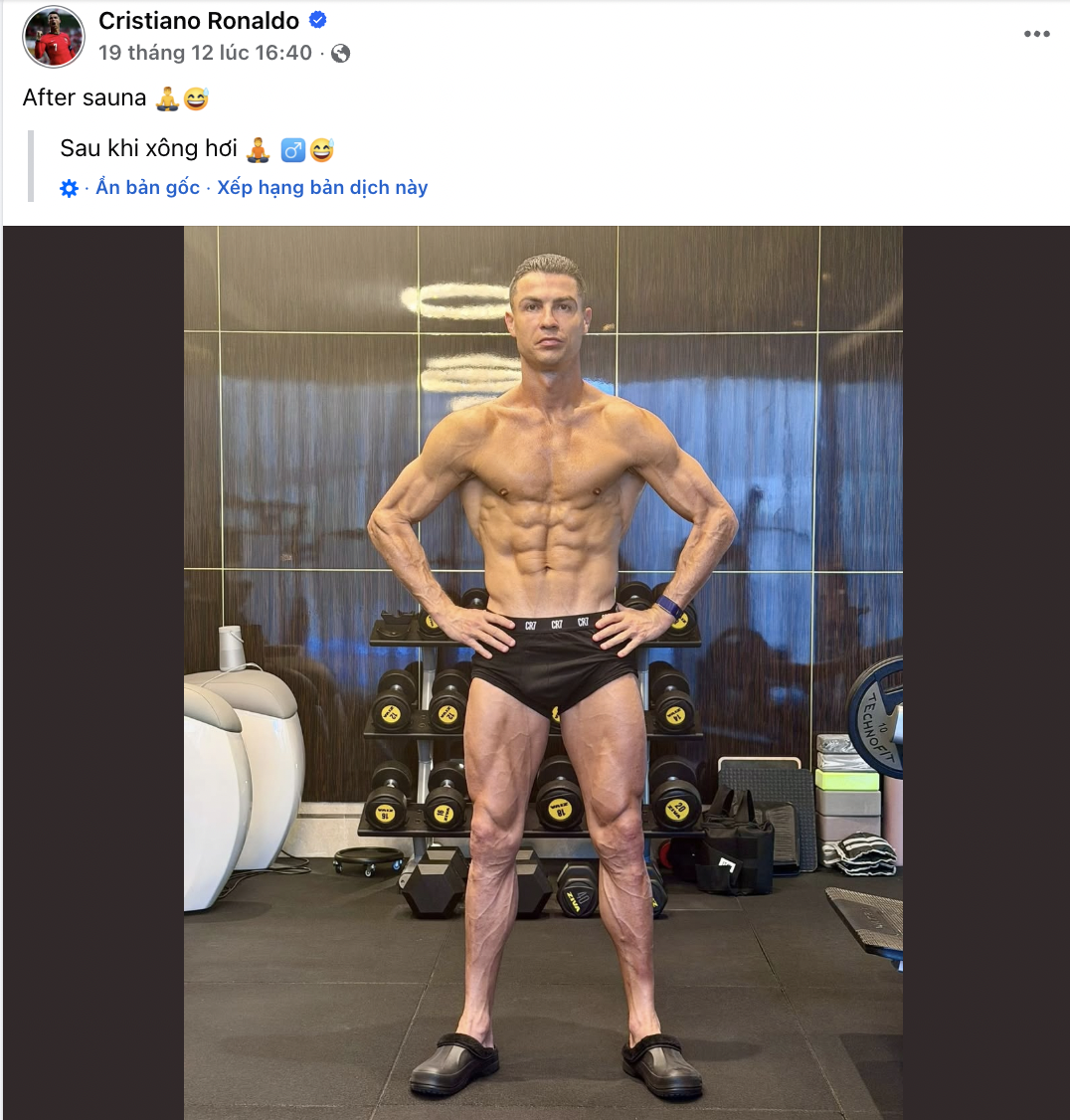 Thủ môn Bùi Tiến Dũng đu trend khoe body của Ronaldo, còn gọi thẳng chính chủ vào xem, được khen 1 chín 1 mười- Ảnh 2.