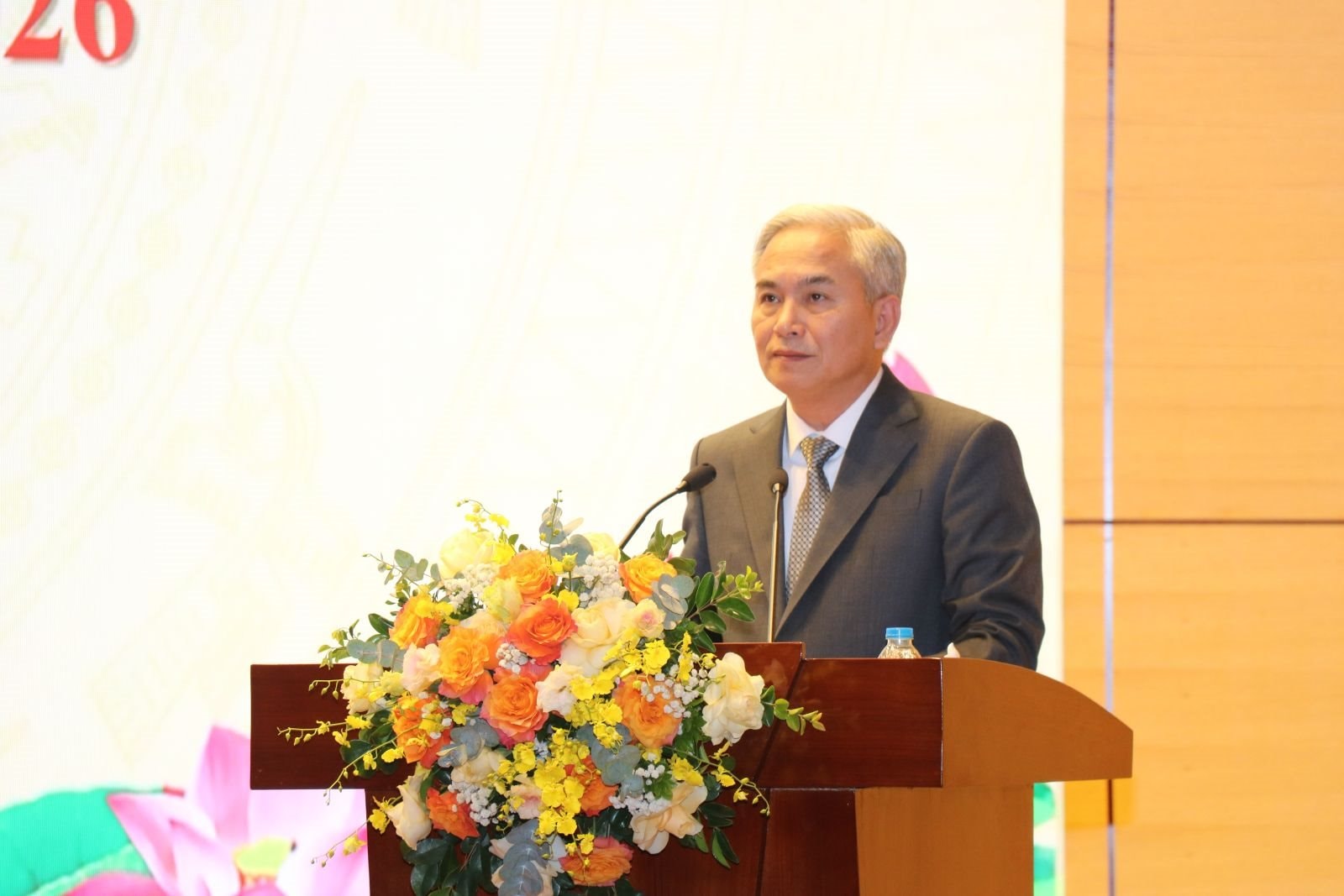 1Jctpmt8S6I6Hib 1766550240327 176655024087098915499