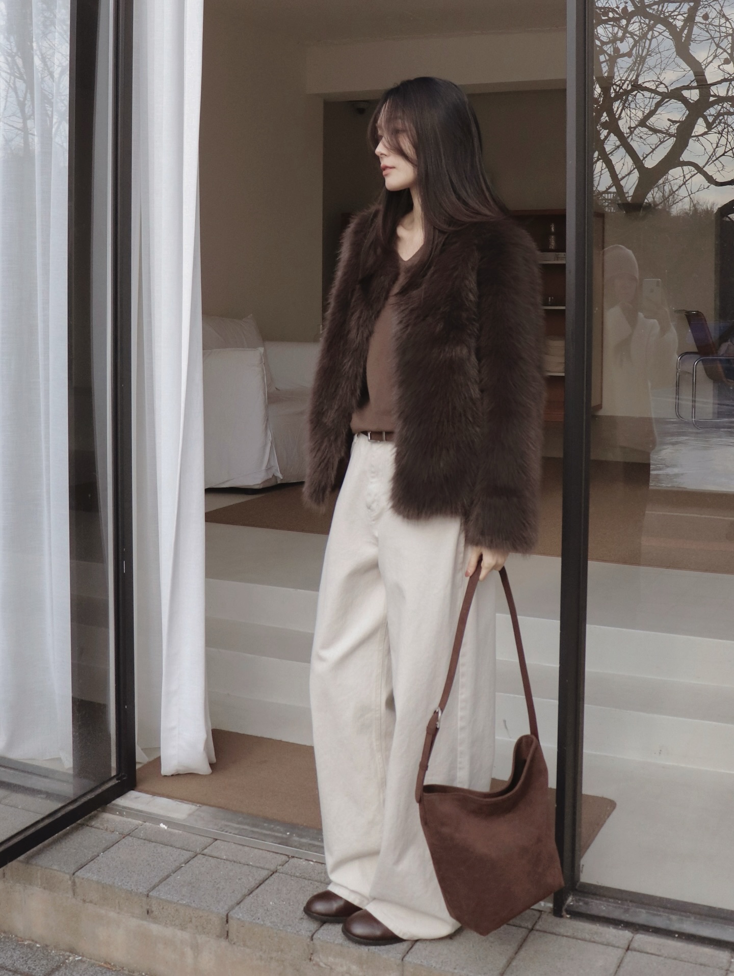 2 kiểu quần dài đang "hot" bùng nổ: Màu sắc sang trọng, mặc lên nhìn trẻ hơn hẳn quần đen - Ảnh 7. 2 kiểu quần dài đang "hot" bùng nổ: Màu sắc sang trọng, mặc lên nhìn trẻ hơn hẳn quần đen - Ảnh 7.