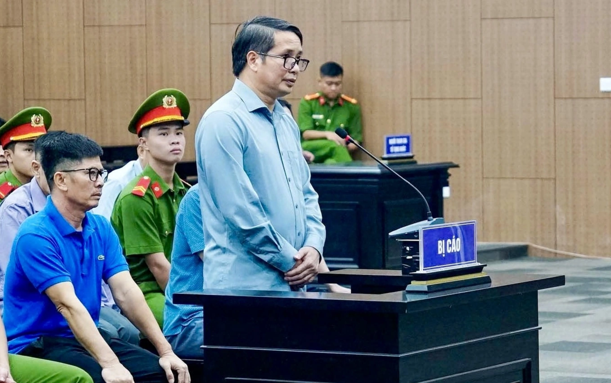 Rút đơn kháng cáo , Phạm Thái Hà được giảm án 9 tháng tù trong vụ án lớn - Ảnh 1.